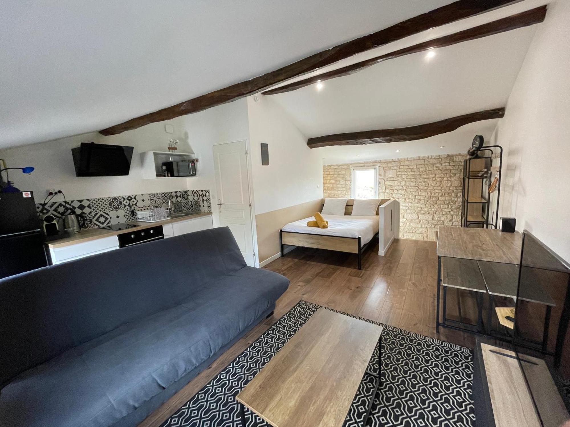 Chez Jean-Yves Et Zoe - Le Saint Andre - Au Calme, Tres Propre, Proche Parkings, Clim Lejlighed Niort Eksteriør billede